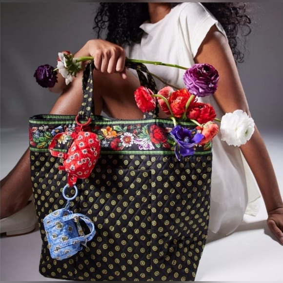 Vera Bradley UO Exclusive Original Tote Bag - Picture 1 of 4